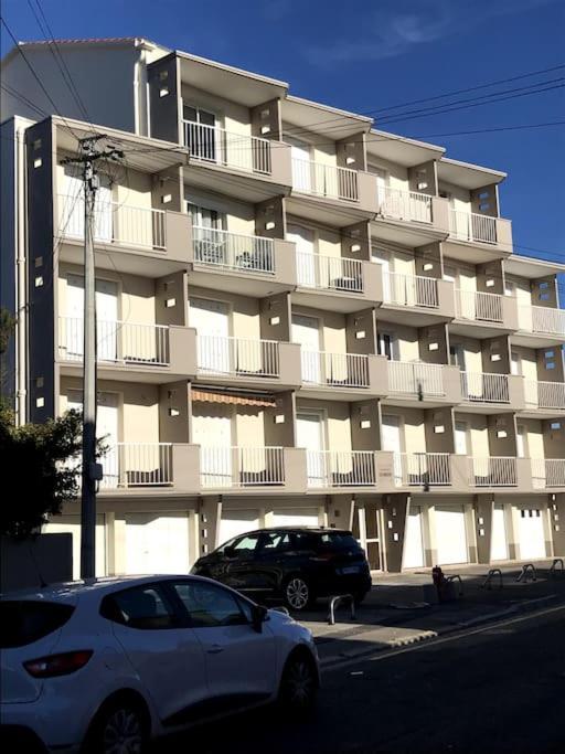 Appartement Au Grau D'Agde Ле-Гро-д'Агд Екстер'єр фото